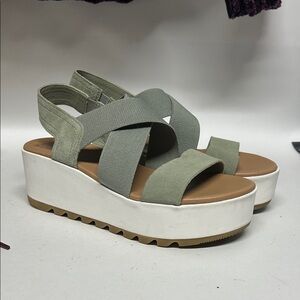 Sorel Women's Cameron Flatform Slingback Sandals  Safari, Sea Salt. Size 5.5.